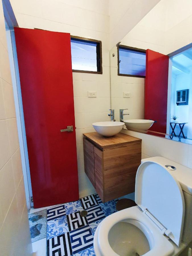La Playa Hostel & Rooftop ميديلين المظهر الخارجي الصورة