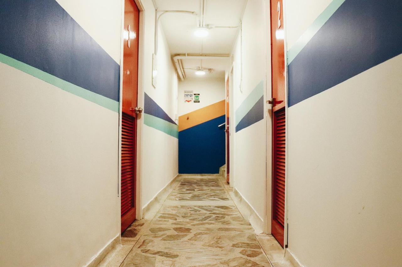 La Playa Hostel & Rooftop ميديلين المظهر الخارجي الصورة